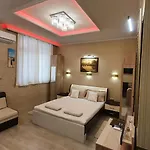 Deluxe Center