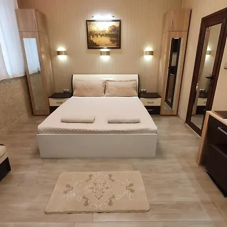 Deluxe Center Μπουργκάς