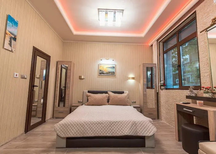 Deluxe Center Apartamento *